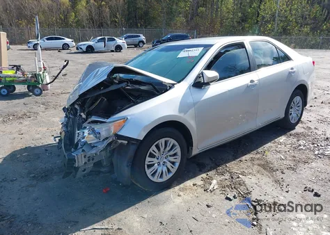 2012 Toyota Camry Le z USA, uszkodzony, nr VIN 4T1BF1FK1CU123983